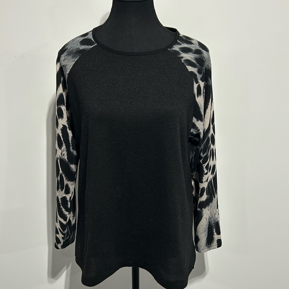 Stella Max Top with Animal Print Arms